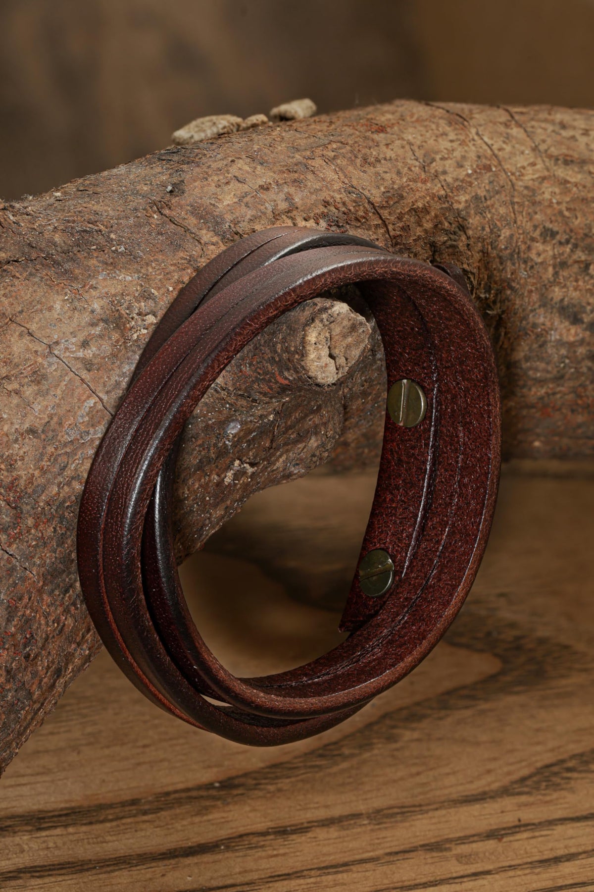 HAQUIL Artisanal Multi-Wrap Brown Leather Bracelet with Vintage Metal Accents for Men