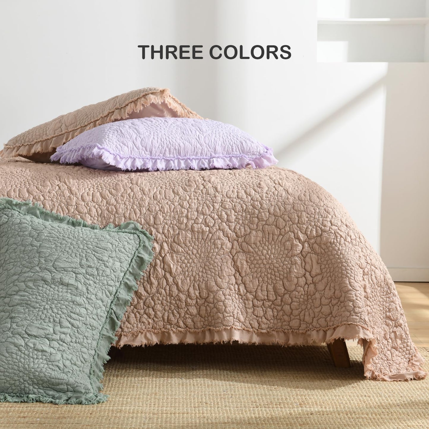 HORIMOTE HOME Sage Green Ruffled Quilt King Size, Shabby Chic Floral Quilt Set Lightweight Crinkled Farmhouse Rustic Bedding Set, 3 Pieces Reversible Bedspread with 2 Pillow Shams for All Season