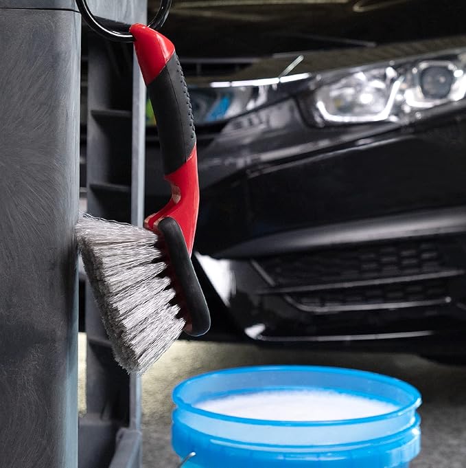 Mothers Car Wash Brush, Wheel and Fender Brush, Short Handle Tire Cleaner