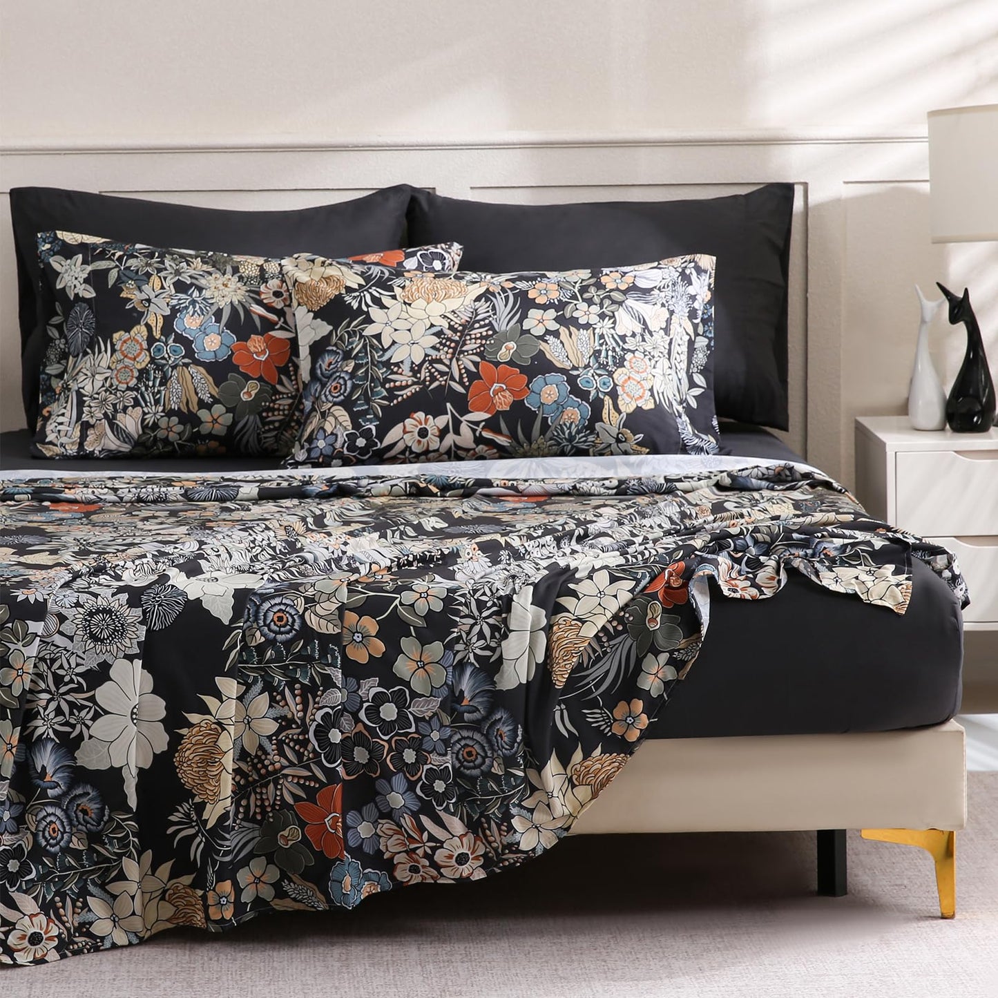 LONAVA Flower King Size 6 Pcs Sheet Set, Breathable Microfiber Deep Pocket Black Fitted Sheets, Comfy & Breathable Patterned Flat Sheets,4 Gentle Soft Pillowcases, Midnight Blossoms