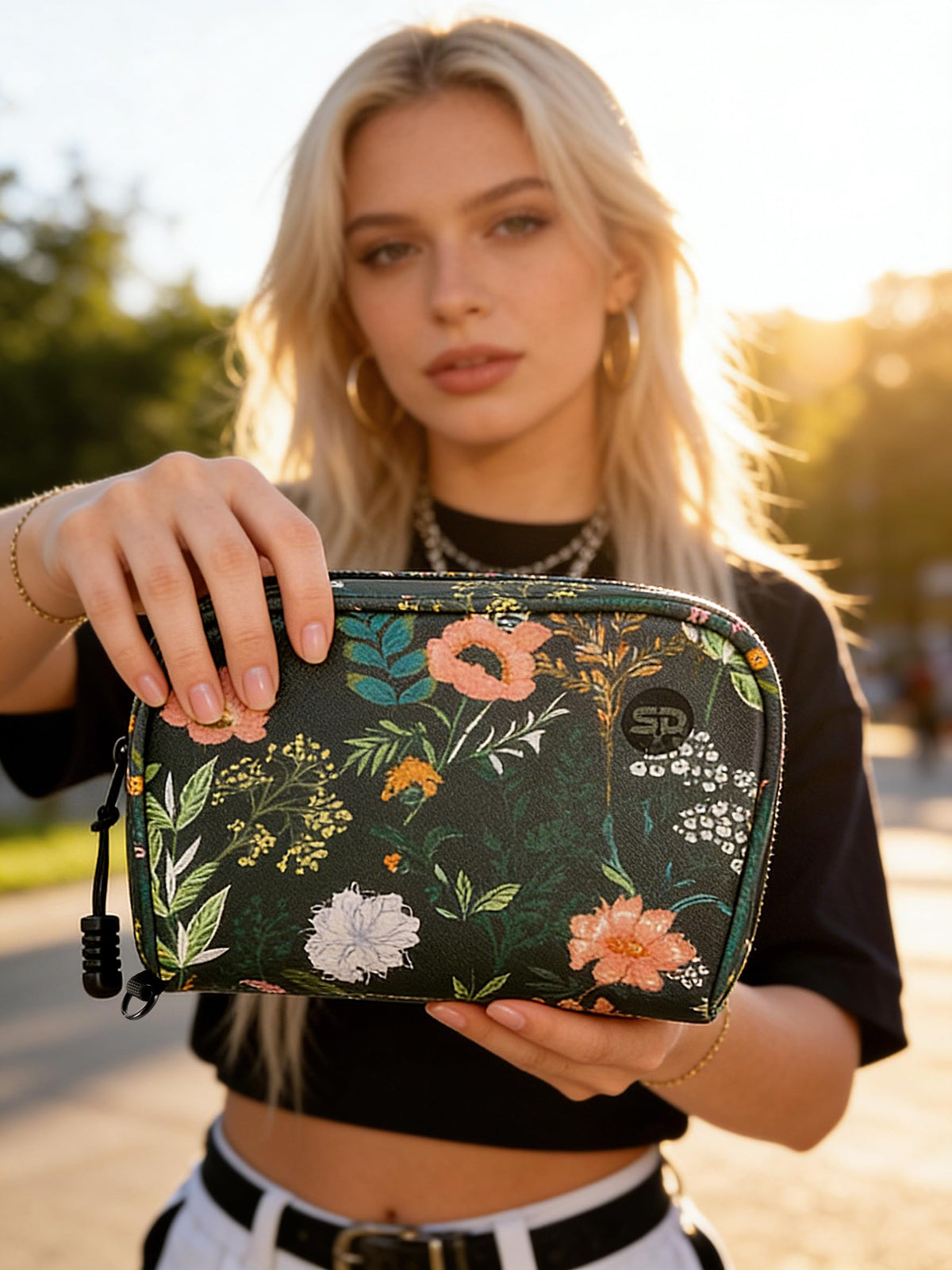 SafeDelux Smell Proof Bag, 6.7"x4.7" Smell Proof Container with Activated Carbon Fiber Liner, Odorless Airtight Travel Organizer & Stylish Gifts for Women (Green-2)