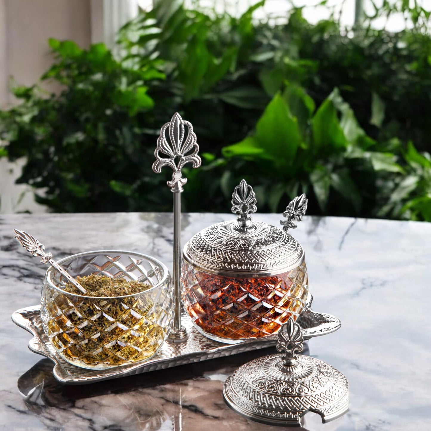 Alisveristime 2-Piece Spice Holder Set with Zamac Lids, Glass Jars, and Metal Tray Stand - Elegant Storage for Sugar, Salt, and Spices (Gold & Silver) (Silver)
