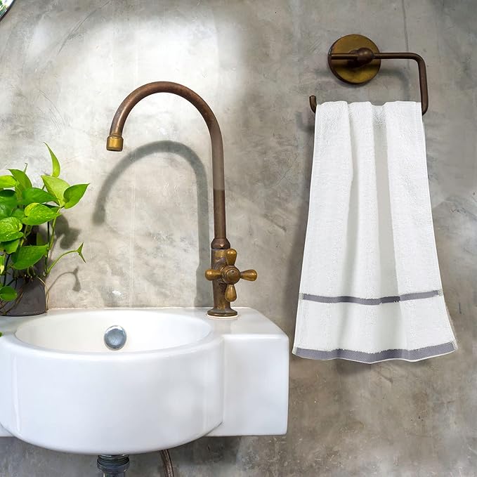 PiccoCasa Set of 2, 750 GSM Luxury White Hand Towels