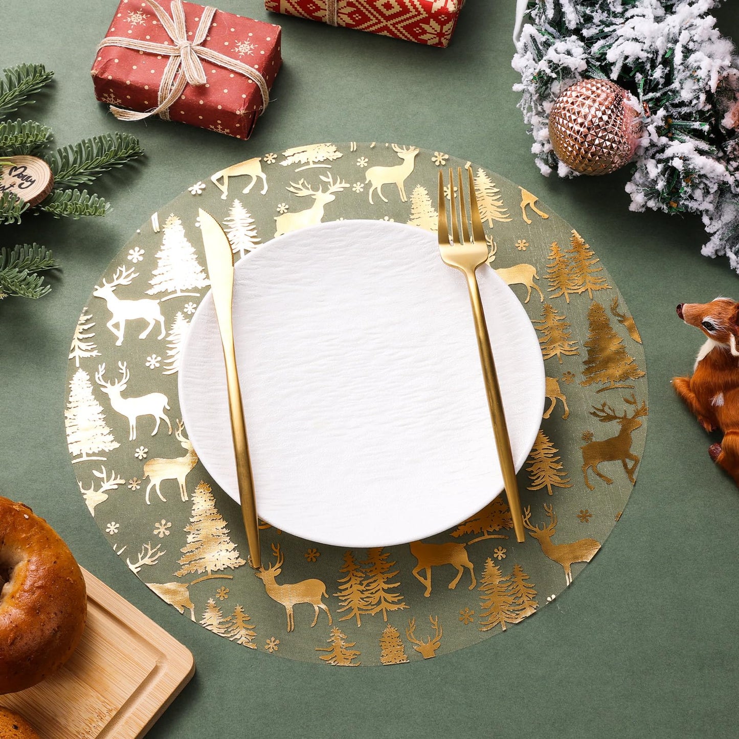 100 Pcs Christmas Placemats 13 Inch Gold Reindeer Mesh Place Mats Disposable Round Cute Elk Snow Forest Xmas Table Mat for Winter Seasonal Holiday Party Decor Kitchen Dining Room Farmhouse Home Decor