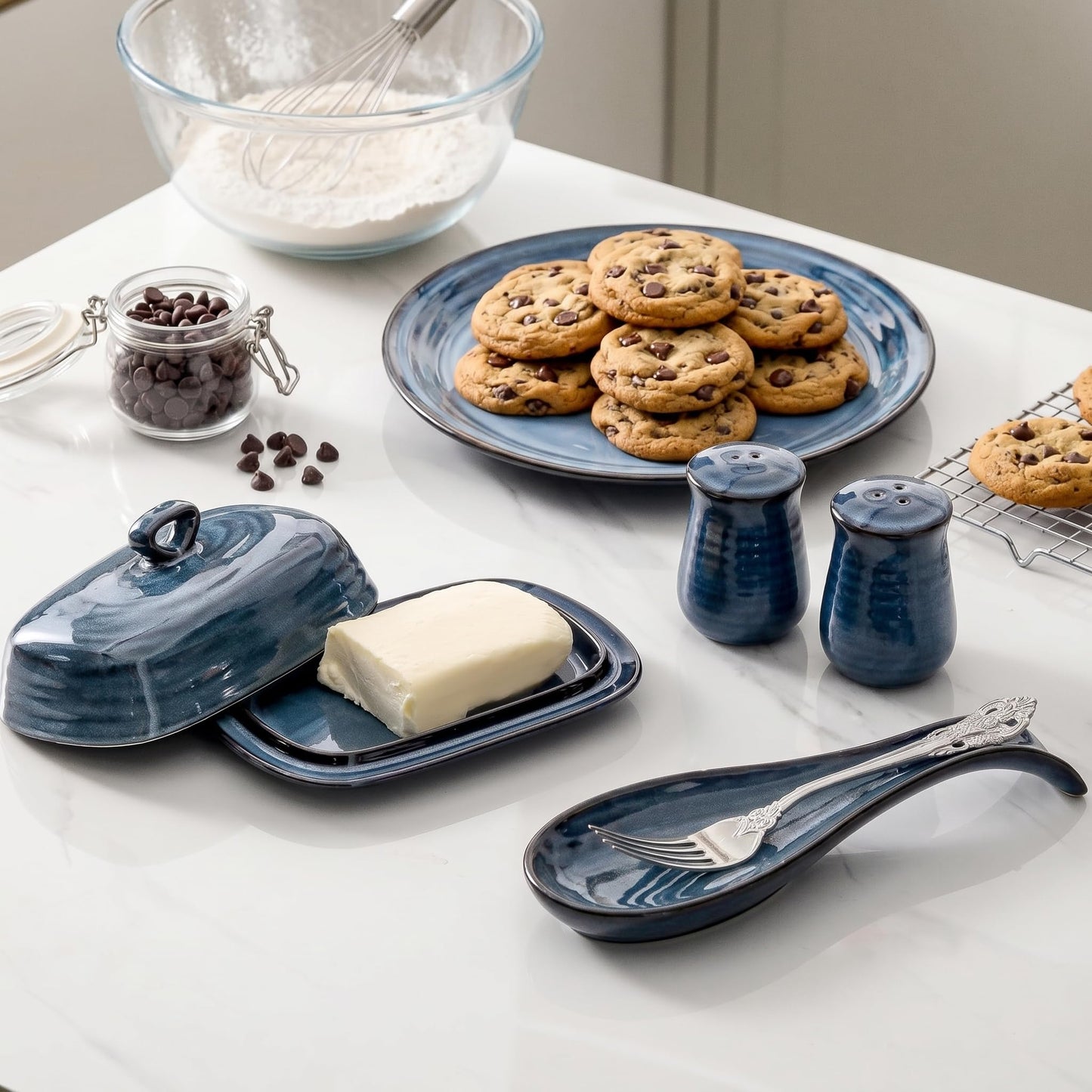 Hasense Ceramic Butter Dish and Spoon Rest, Salt and Pepper Shakers 4 in 1 Set, 7.3 Inch Butter Dish with Lid and 8.7 Inch Spoon Holder for Stove Top, 2.2 Inch Salt Shakers for Kitchen Cooking, Blue