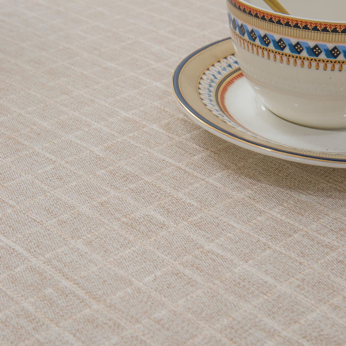 GLORY SEASON Textured Tablecloth Linen-Look Rustic Burlap Style Washable Solid Heavy Weight Lace Trim Rectangle Fabric Table Cloth,Table Cover for Kitchen Dinning Tabletop Decoration55x70 in Beige