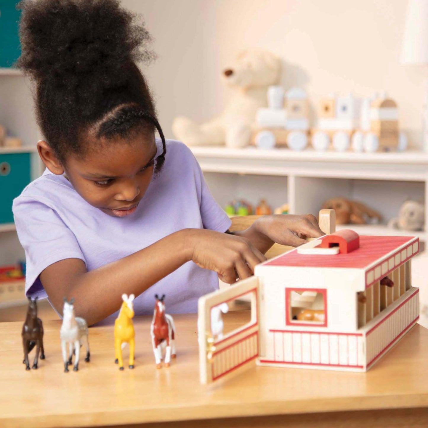 Melissa & Doug Show-Horse Stable | Wooden Play Set, Animal Toys for Girls & Boys | Age 3-5+