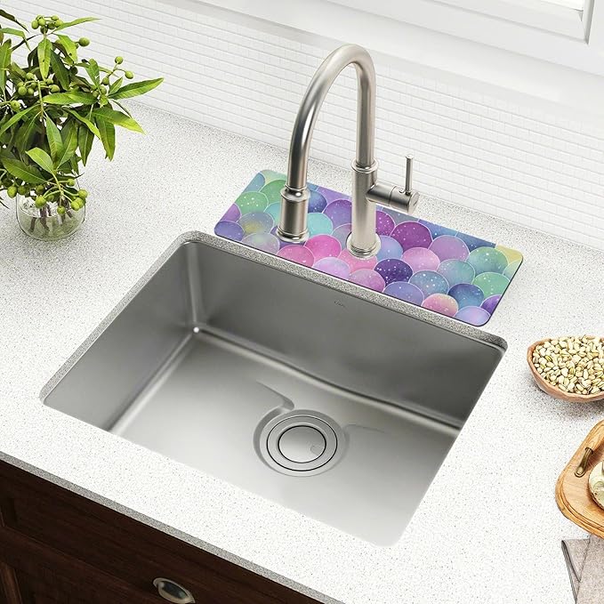 Kitchen Sink Splash Guard 2 PCS 14.7 Inch Sink Faucet Mat Splash Guard