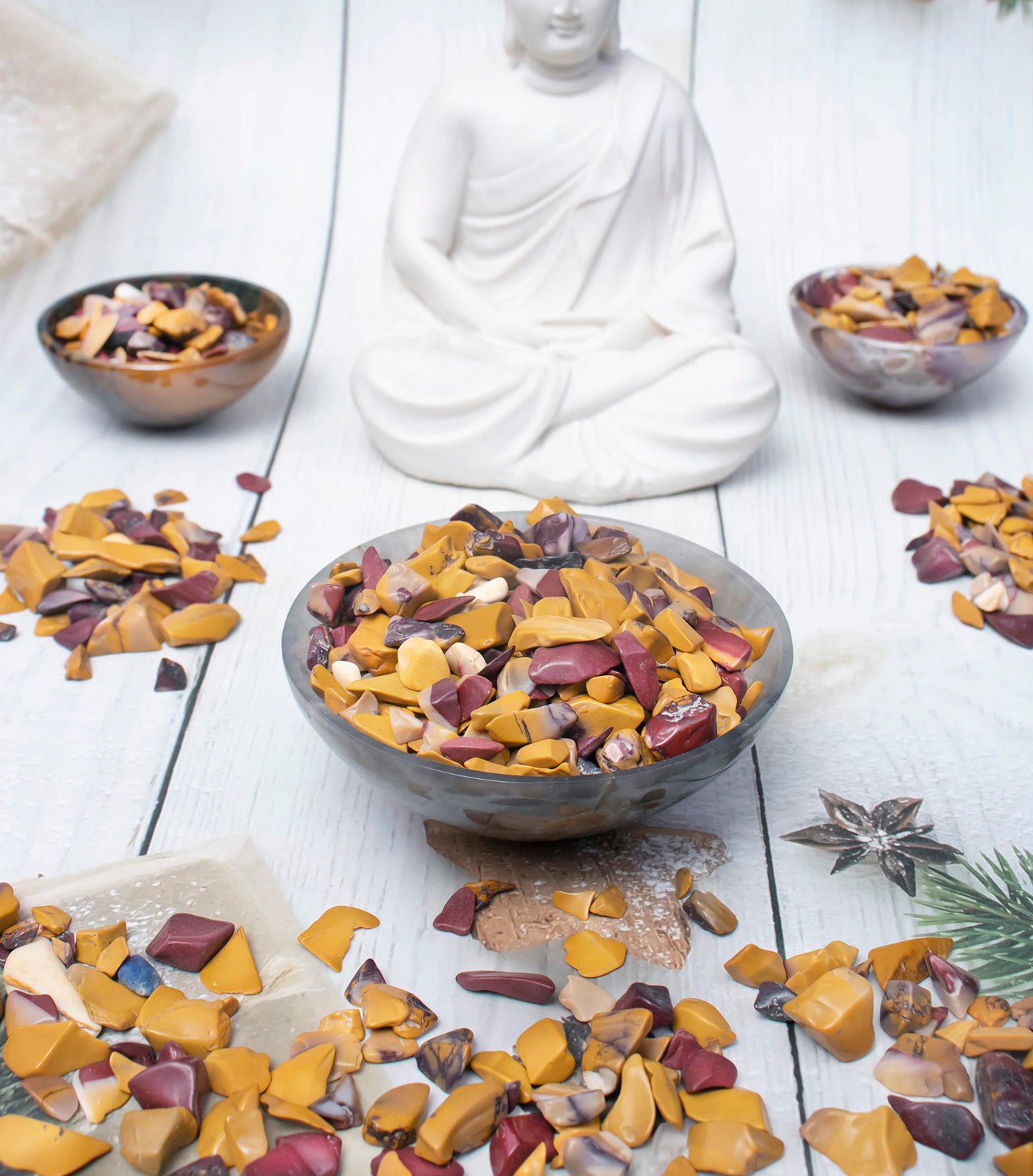 Crocon 1/2 LB Crushed Mookaite Jesper Chips Bulk Stones 1100+ Carats Natural Quartz Pieces Irregular Shape Gemstones House Warming Gifts New Home & Chakra Healing Crystals Home Dcor Gifts for Women
