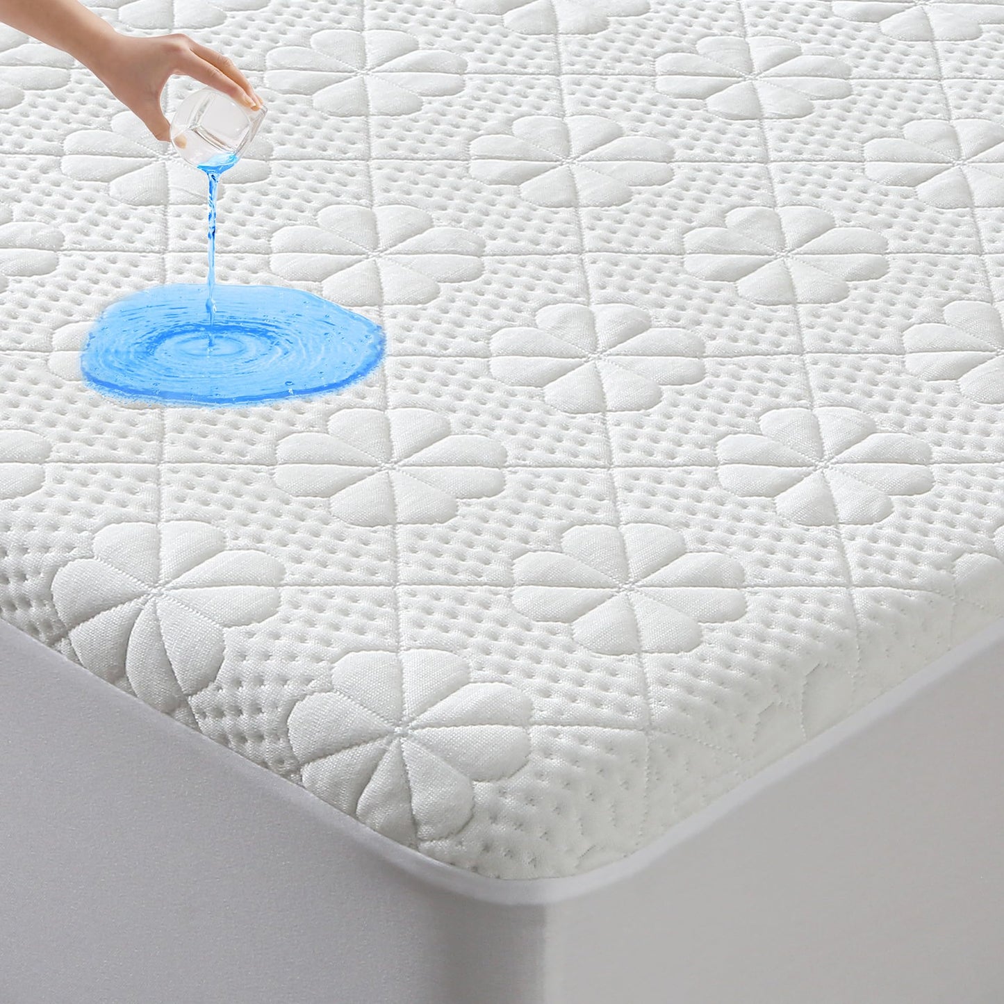 KUTUU Bamboo Viscose Queen Size Waterproof Mattress Protector, Cooling Mattress Pad Cover for Queen Size Bed, Super Soft Queen Size Mattress Cover for 6-18 inches Mattress, White