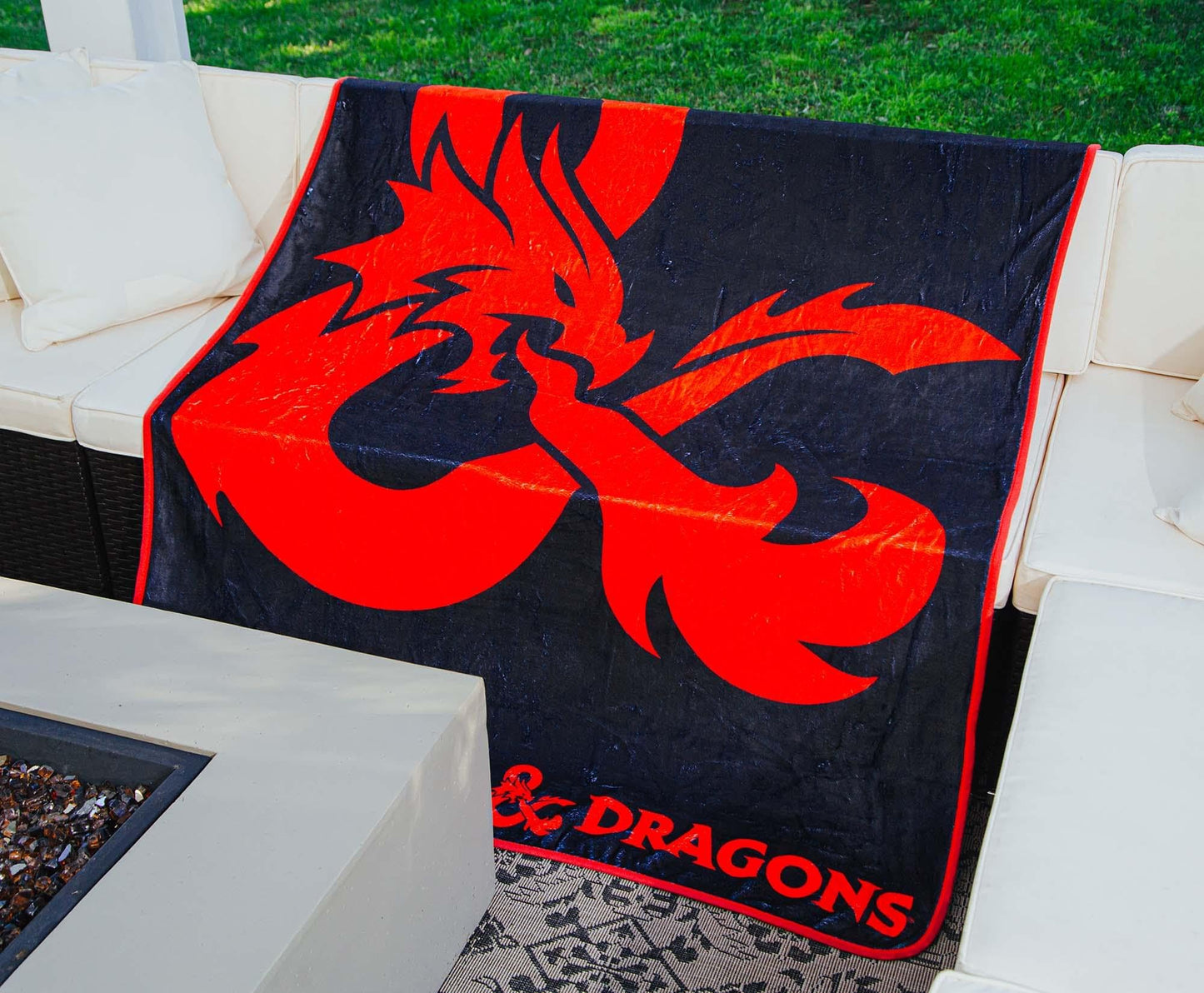 Dungeons & Dragons Logo Fleece Throw Blanket | Soft Polyester Cover for Sofa, Bed | 45 x 60 Inches