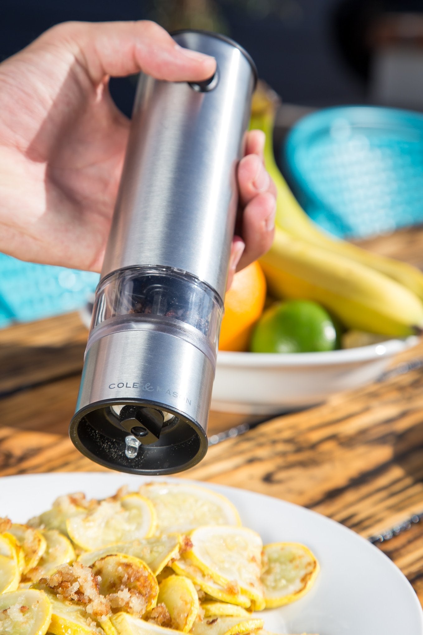 Cole & Mason H3004480 Battersea Salt and Pepper Mills | Electronic | Stainless Steel/Acrylic | 210mm | Gift Set | Includes 2 x Electric Salt and Pepper Grinders | Lifetime Mechanism Guarantee