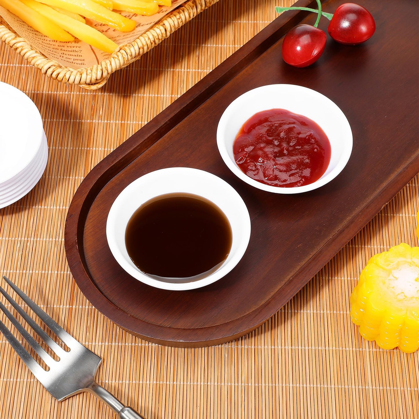 Angoily 20Pcs Unbreakable Dipping Sauce Bowls 2 Oz Plastic Round Soy Sauce Dish Appetizers Ramekin Set White Small Serving Bowls Condiment Side Dishes for Restaurant BBQ Party Dinner, Charcuterie