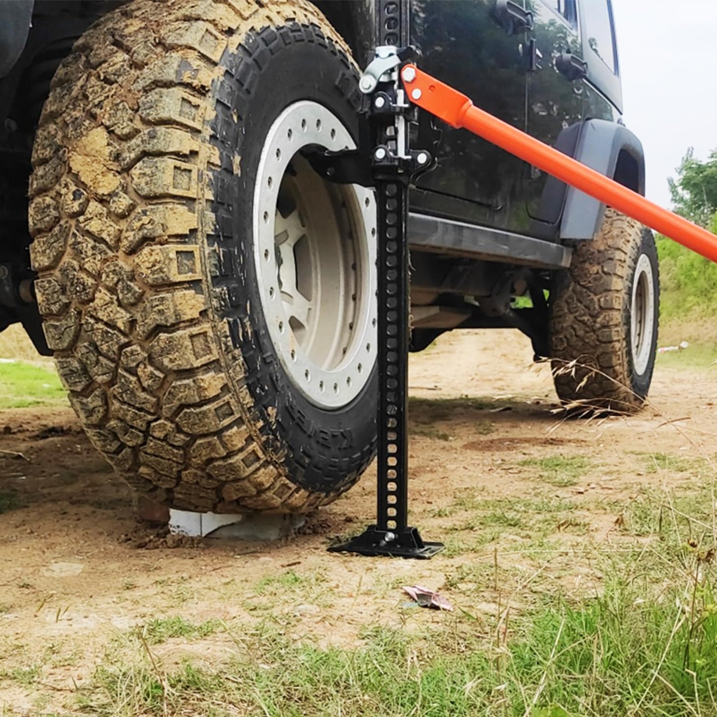 VEVOR Farm Jack,48" Utility High Lift Farm Jack, 7000 lbs Capacity Ratcheting Off Road Utility Jack, Heavy-Duty Farm Jack for Tractor, Truck, SUV, Bumper Lift, Orange