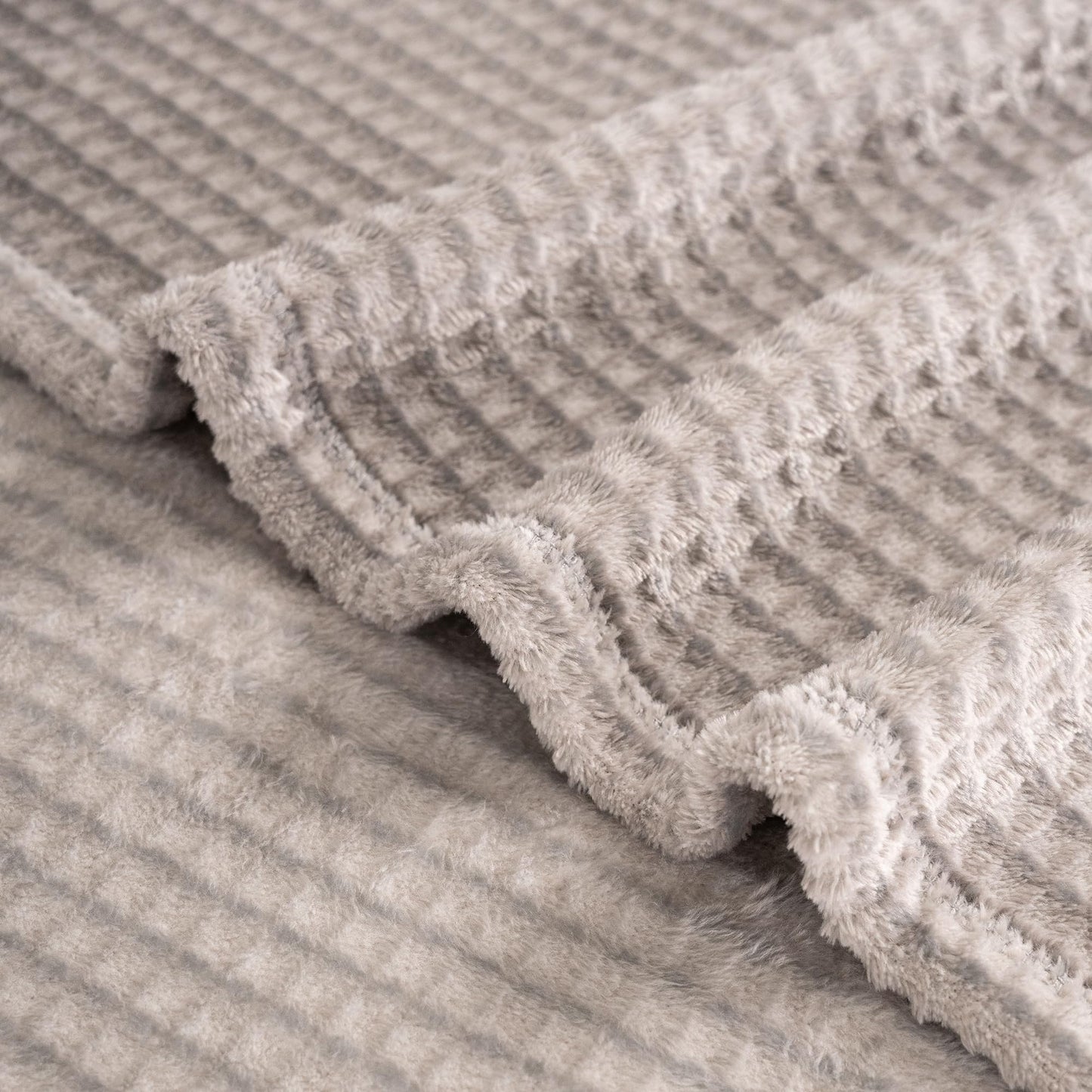 Oversized King Fleece Blanket 120x138 Inches, Seamless Soft Cozy 3D Jacquard Flannel Blanket 10'x11.5' Extra Large for Bed, Sofa, Couch, Travel & Camping, California King Throw, Light Grey - Waffle