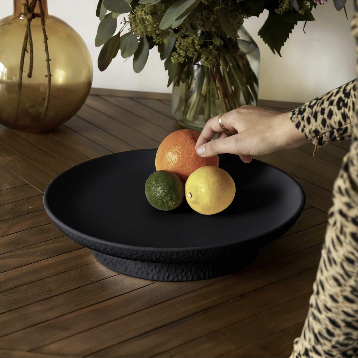 seicasaya 11 Inch Fruit Bowl Matte Black Ceramic Decorative Pedestal Centerpiece (Black)