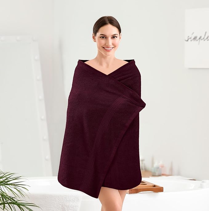 Utopia Towels 4 Pack Premium Bath Towels Set, 27 by 54 Inches, 100% Ring Spun