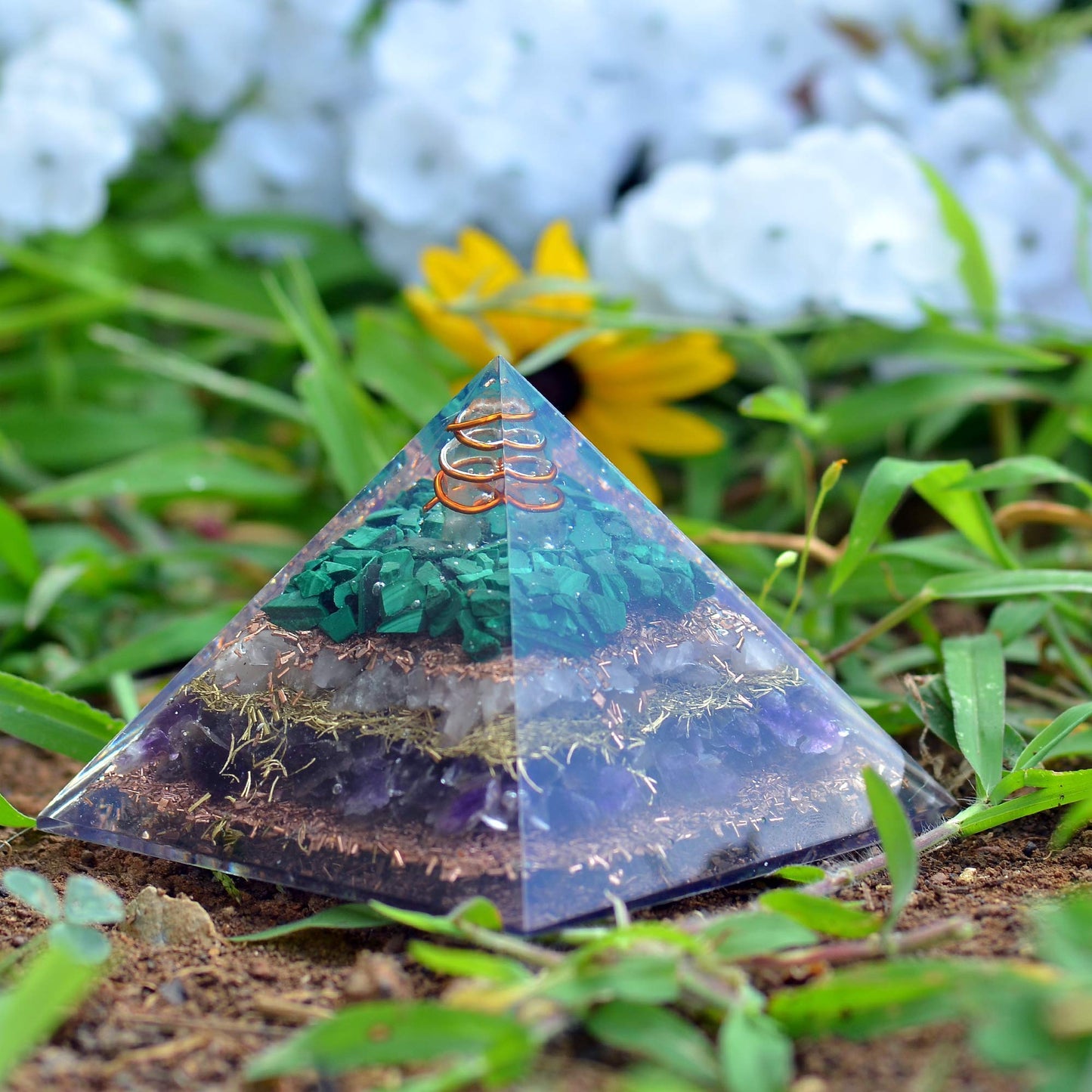Orgonite Crystal Orgone Pyramid with Rose Quartz, Amethyst, and Malachite – Decorative Gemstone Pyramid for Meditation, Yoga, Gifting, Home or Office Décor