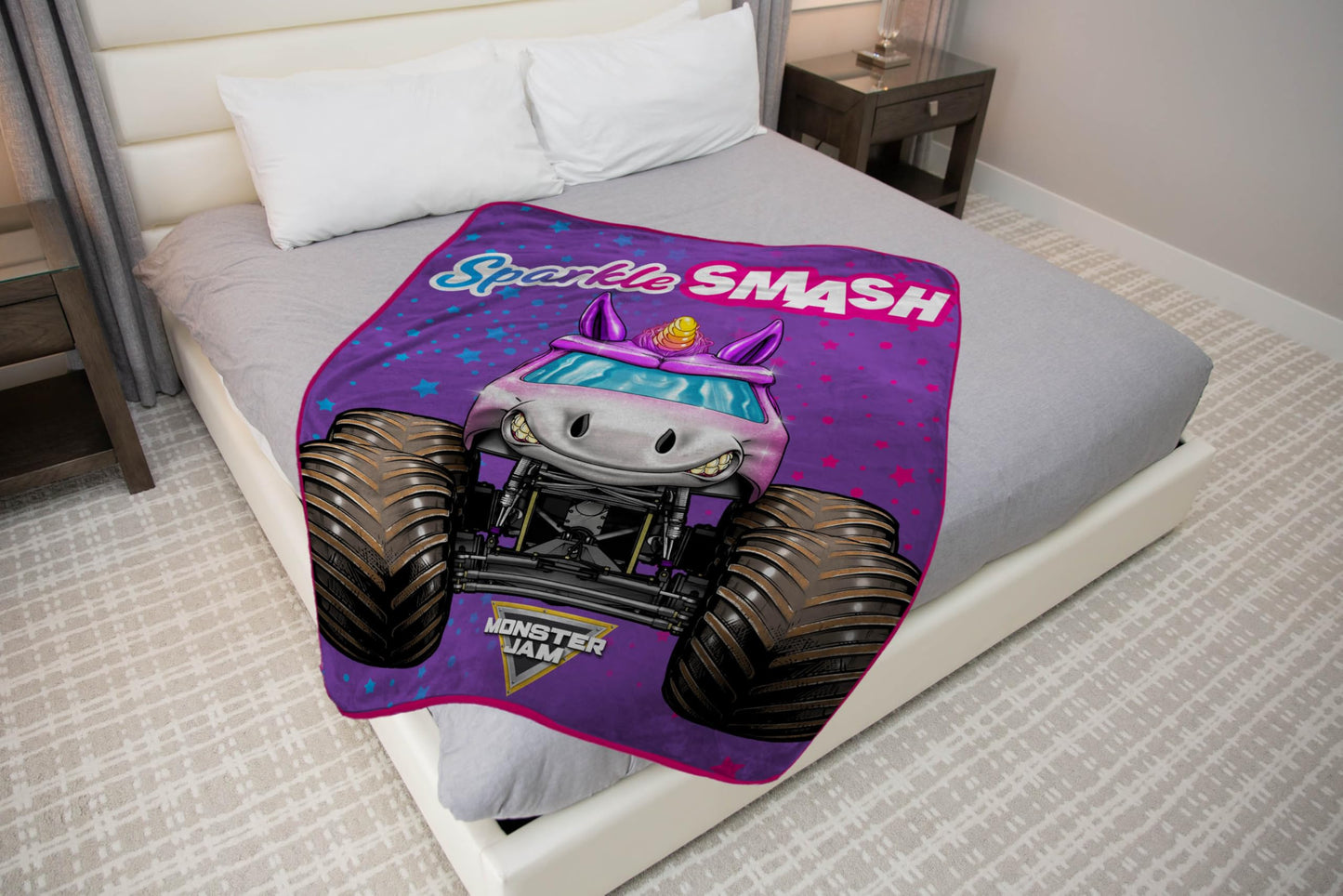 Jay Franco Monster Jam Sparkle Smash Kids Throw Blanket 46x60 - Super Soft Fleece Microfiber, Fade Resistant, Machine Washable, Gift for Truck Fans, for Couch & Bed (Officially Licensed)