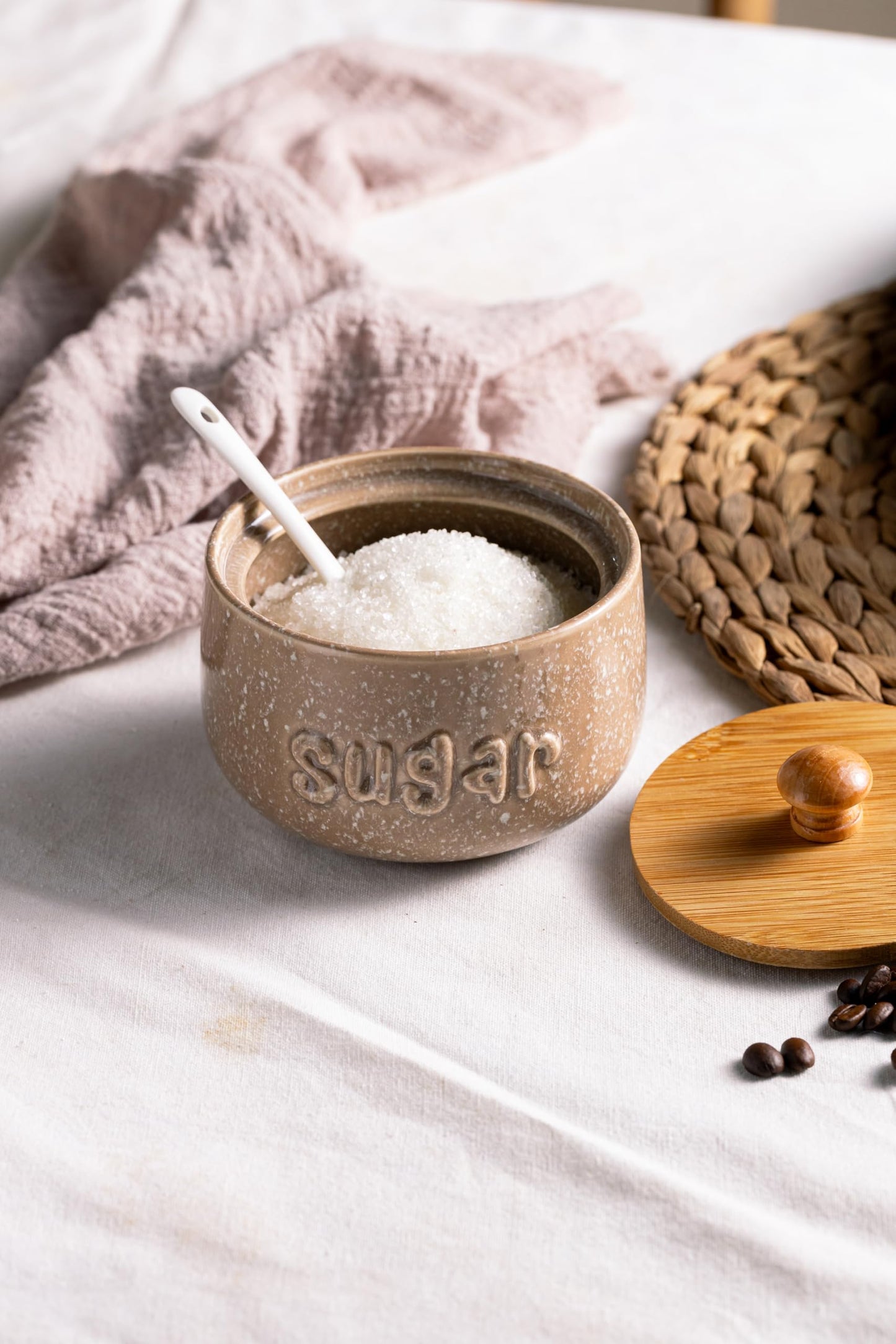 LYEOBOH Sugar Bowl with Lid and Spoon, Ceramic Sugar Holder for Coffee Bar Accessories, 17 OZ Cute Sugar Jar Container for Countertop, Azucarera for Farmhouse, Rustic Home and Kitchen, Speckled Khaki