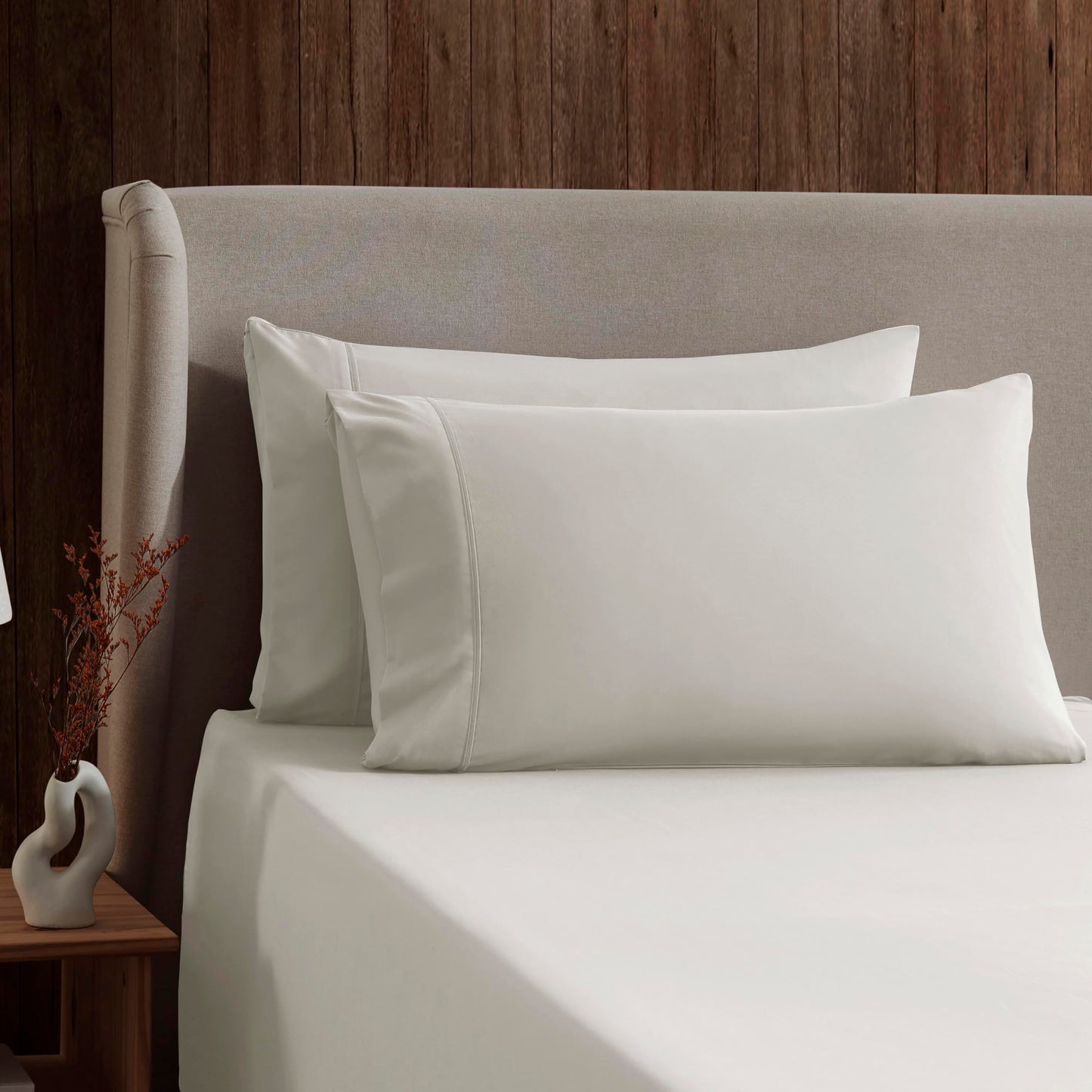 Nestl King Bed Sheet Set - Off White - Instantly Soft Microfiber, No Break-in Wash - 4-Piece Deep Pocket Sheets & Pillowcases, Stays Put All Night