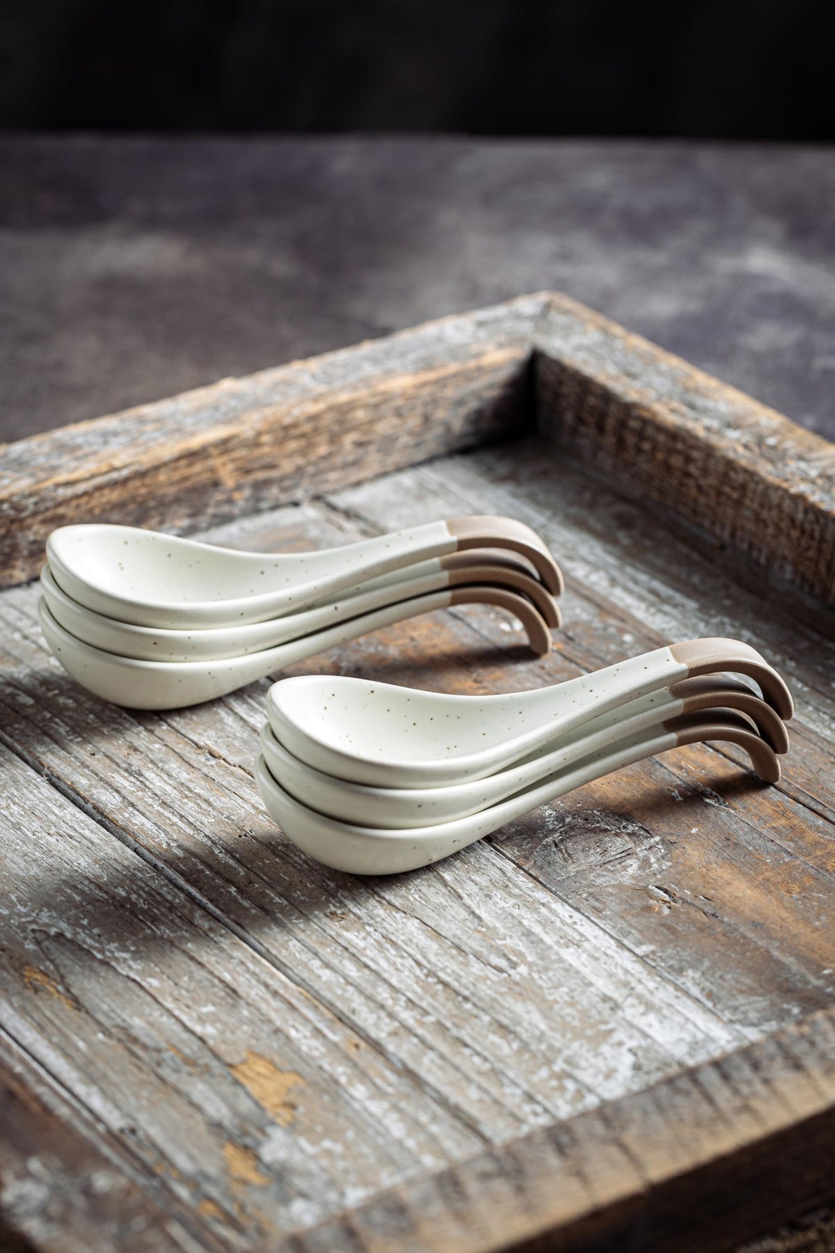 LYEOBOH 6 Pieces Asian Soup Spoons, Japanese Kitchen Soup Spoon Set, Dinner Tablespoons with Long Handle for Cereal, Ramen, Ice Cream, Dishwasher & Microwave Safe, Rustic Decor, White and Brown
