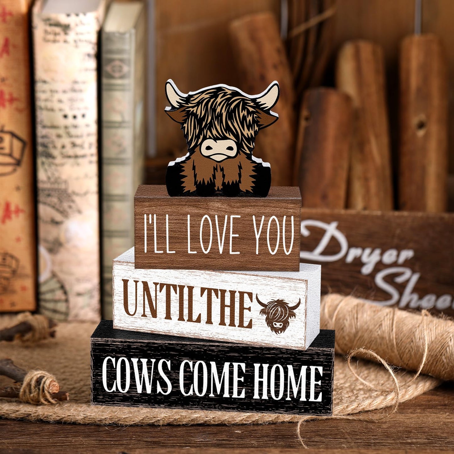 Marsui 4 Pcs Highland Cow Table Decorations Cow Wooden Signs Rustic Cow Tiered Tray Decor Western Tabletop Centerpieces Farmhouse Distressed Highland Cow Decor for Home Desk Room Kitchen Shelf Decor