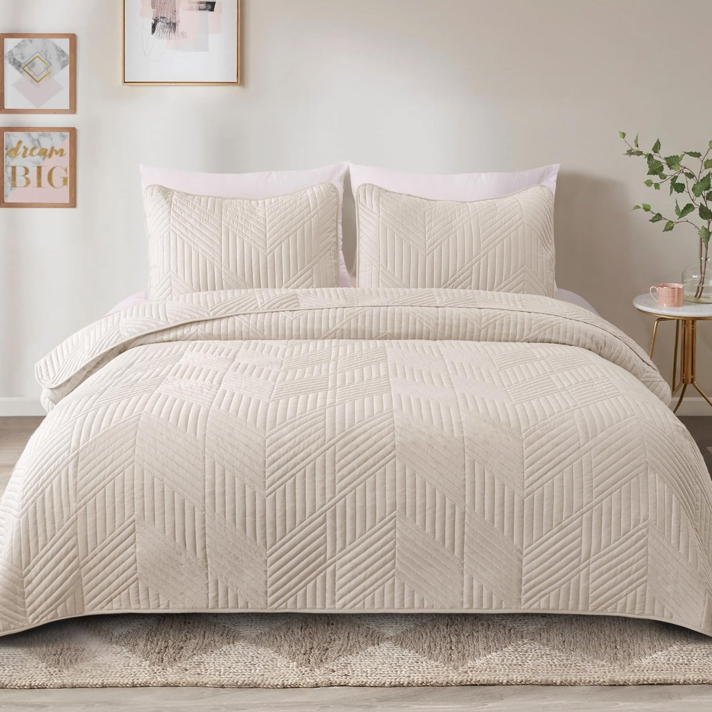 Exclusivo Mezcla Ultrasonic Full Queen Quilt Bedding Set, Lightweight Brich Beige Bedspreads Soft Modern Geometric Coverlet Set for All Seasons (1 Quilt and 2 Pillow Shams)