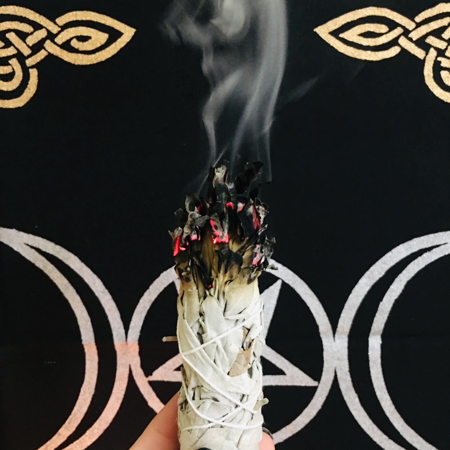 Witchcraft Supplies Starter Kit - 8pc Altar Supplies for Beginners, Spiritual Room Decor, Witchy Gifts - with Tree of Life Offering Bowl, White Sage, Palo Santo, Candles - Alternative Imagination