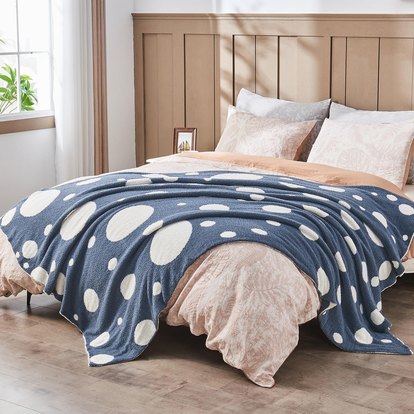 Douceur Polka Dot Throw Blanket for Couch Sofa Bed, Reversible Cozy Fluffy Super Soft Bedroom Blanket, Plush Dusty Blue Throw Blanket, 50×60 inches