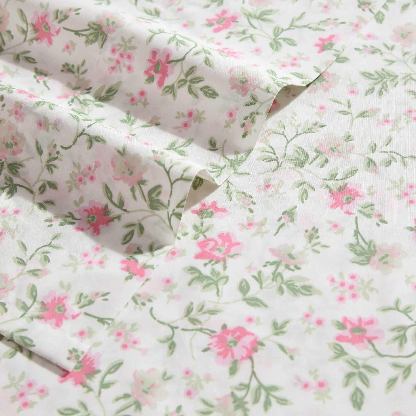 Laura Ashley - King Sheet Set, Super Soft Cotton Percale Bedding Set with Matching Shams, Oeko-Tex Certified (Bonnie Pink, King)