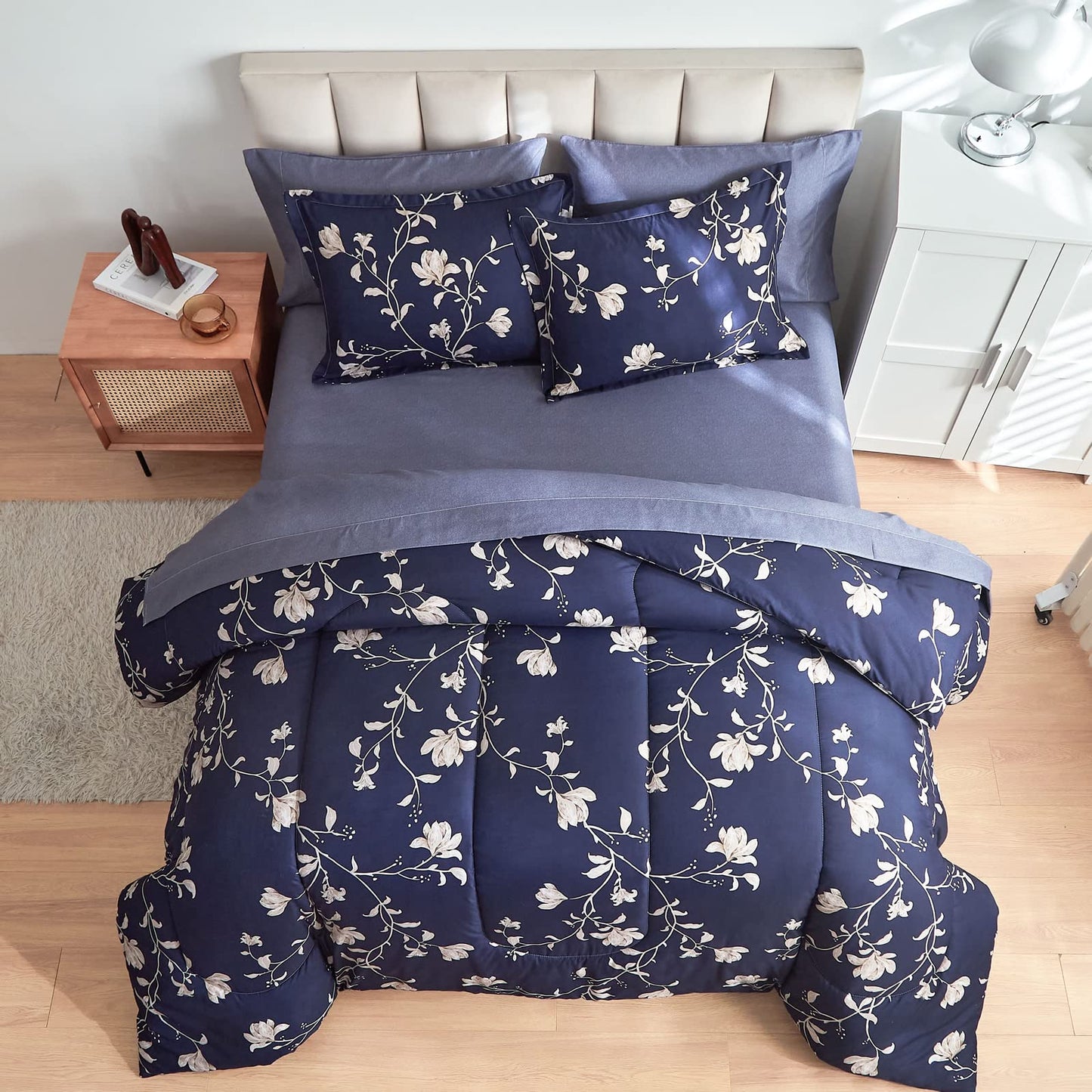 AIKASY Bed in a Bag Queen Comforter Set，7 Pieces Floral Comforter Set Bedding Sets with (1 Comforter, 2 Pillow Shams, 1 Flat Sheet, 1 Fitted Sheet, 2 Pillowcases) (Navy, Queen)