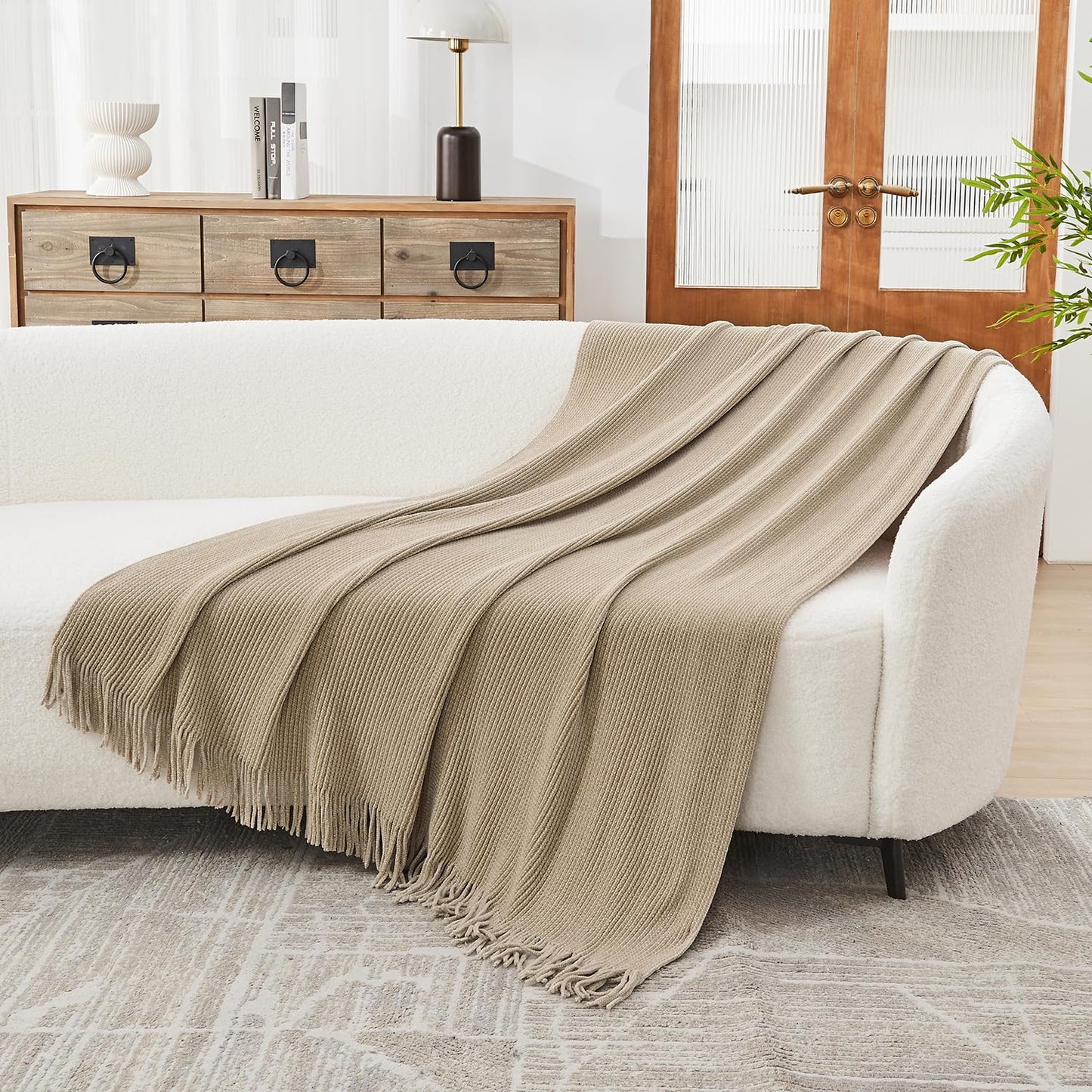 lifein Throw Blanket for Couch, Soft Boho Decor Bed Throw,Cozy Beige Knitted Chenille Small Farmhouse Lightweight Throw(Beige,50 * 60")