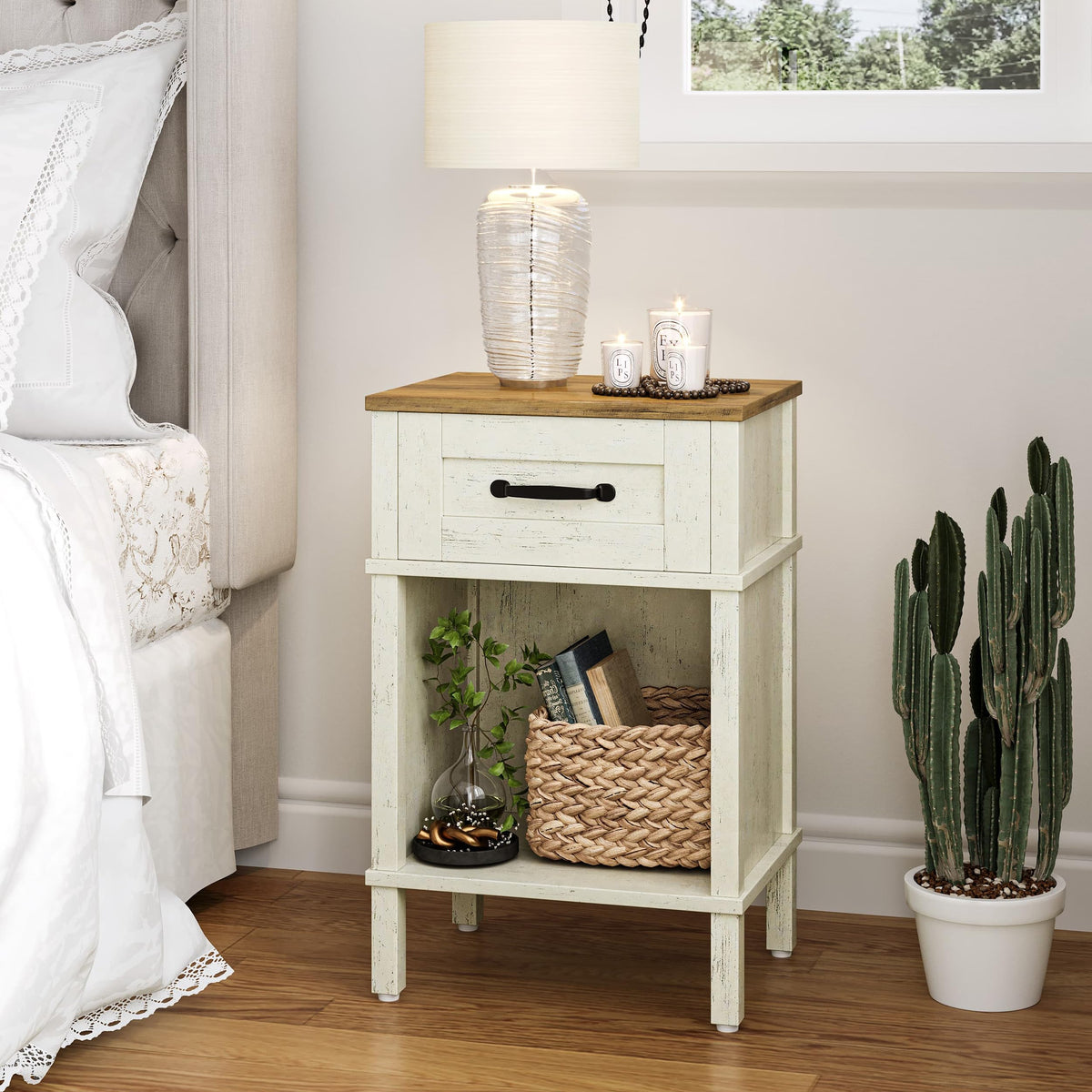 YAUKTAK White Farmhouse Nightstand with Drawer, Small Wooden Bedside Table, White End Table, Bedroom Side Table with Storage, Rustic Wood Night Stand LET512WR