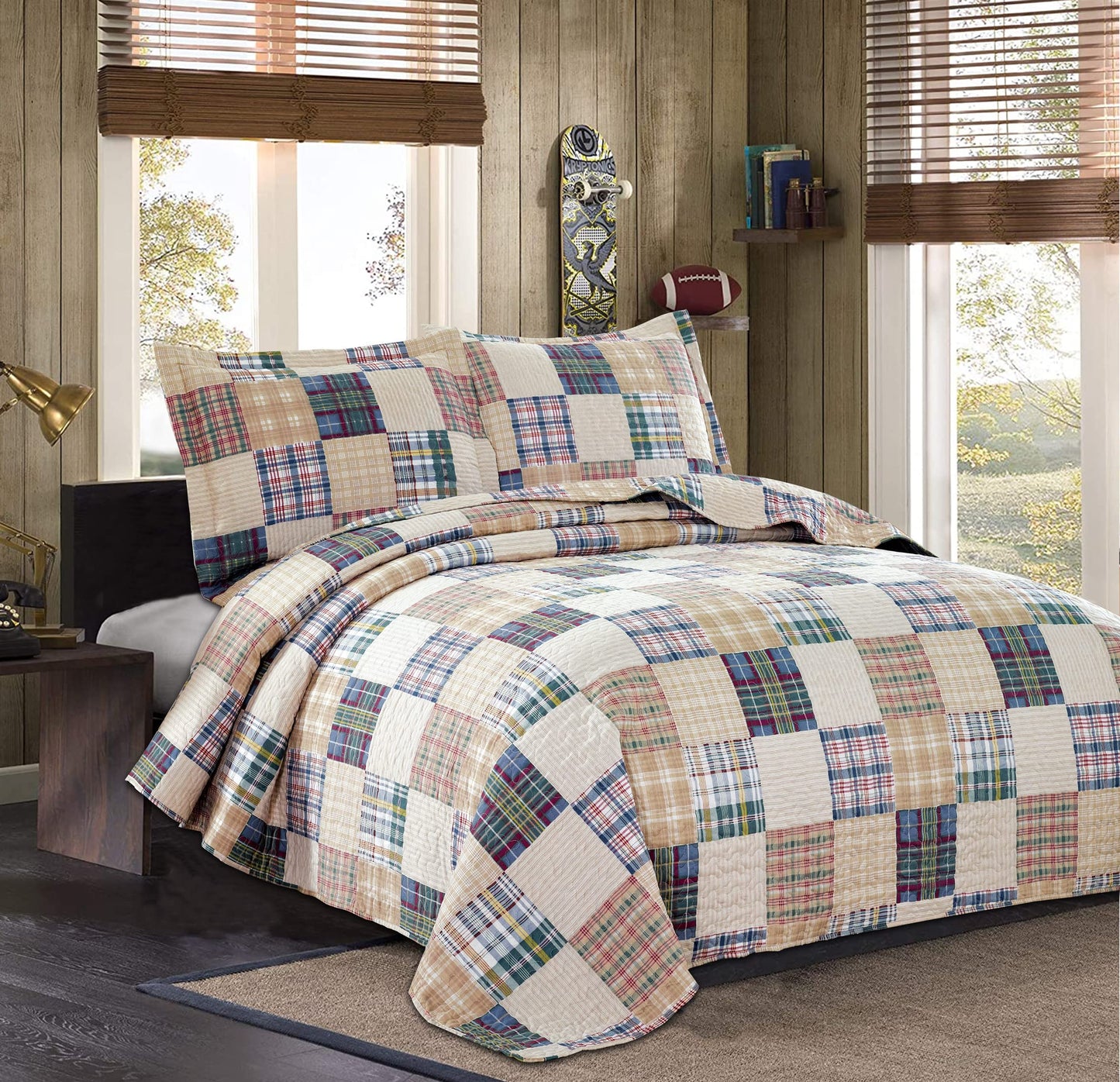 Plaid Collection King Size Quilt Set - Lightweight Reversible Bedspread with Pillow Shams, Beige