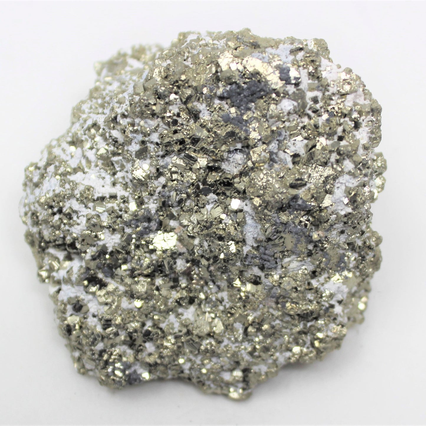 1.8-7.05 Oz Gemstone Natural Pyrite Mineral Specimen, Crystals and Healing Stones DIY Stone Decoration, High-Energy Iron Indoor and Outdoor Garden Fish Tank Landscaping (5.3-7.05 oz)