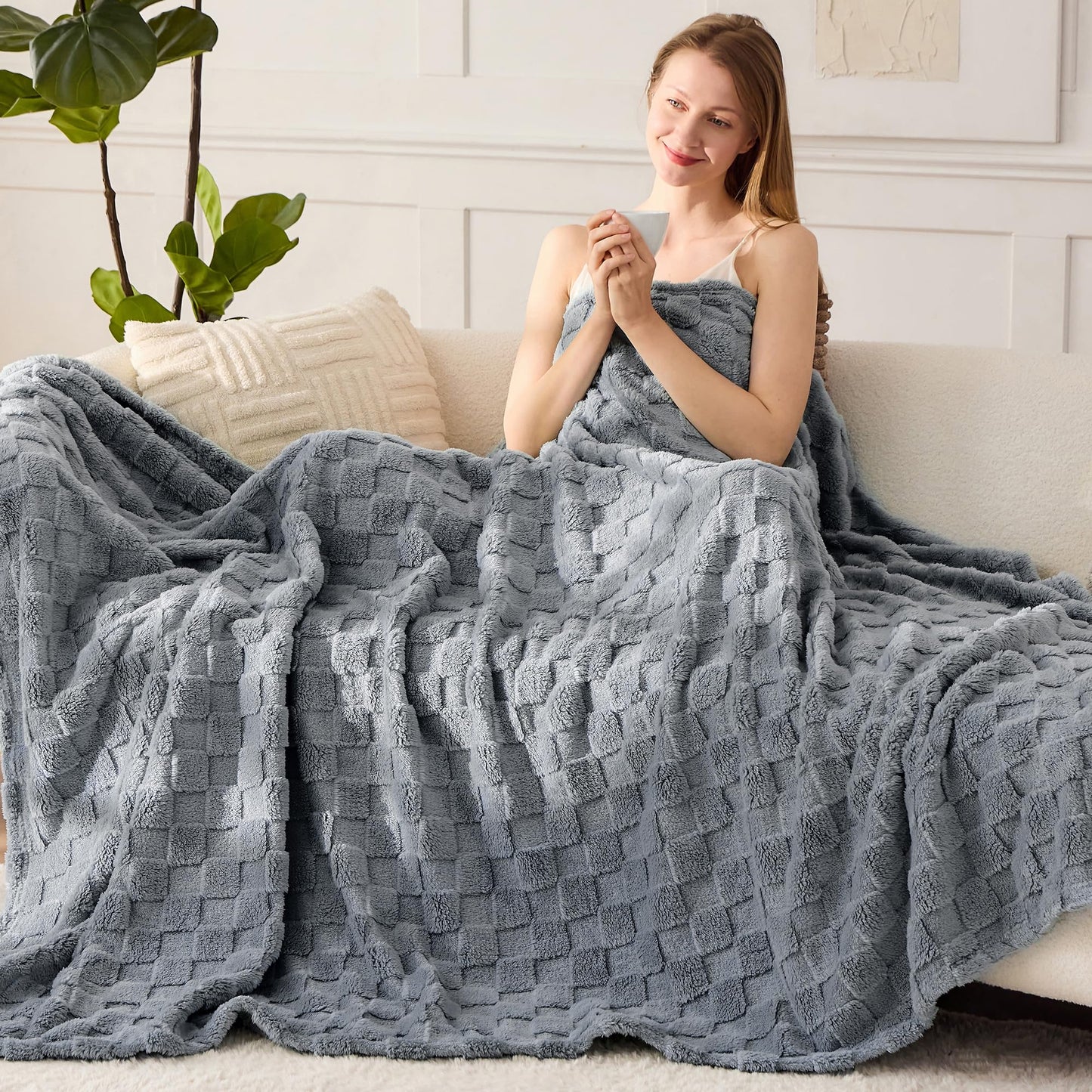 SUPRYNEX Silver Gray Textured Checkered Throw Blanket, 330GSM Soft Plush Fleece Blanket for Couch Sofa Travel, Cozy Decorative Giftable Home Blanket, 50x70 Inches