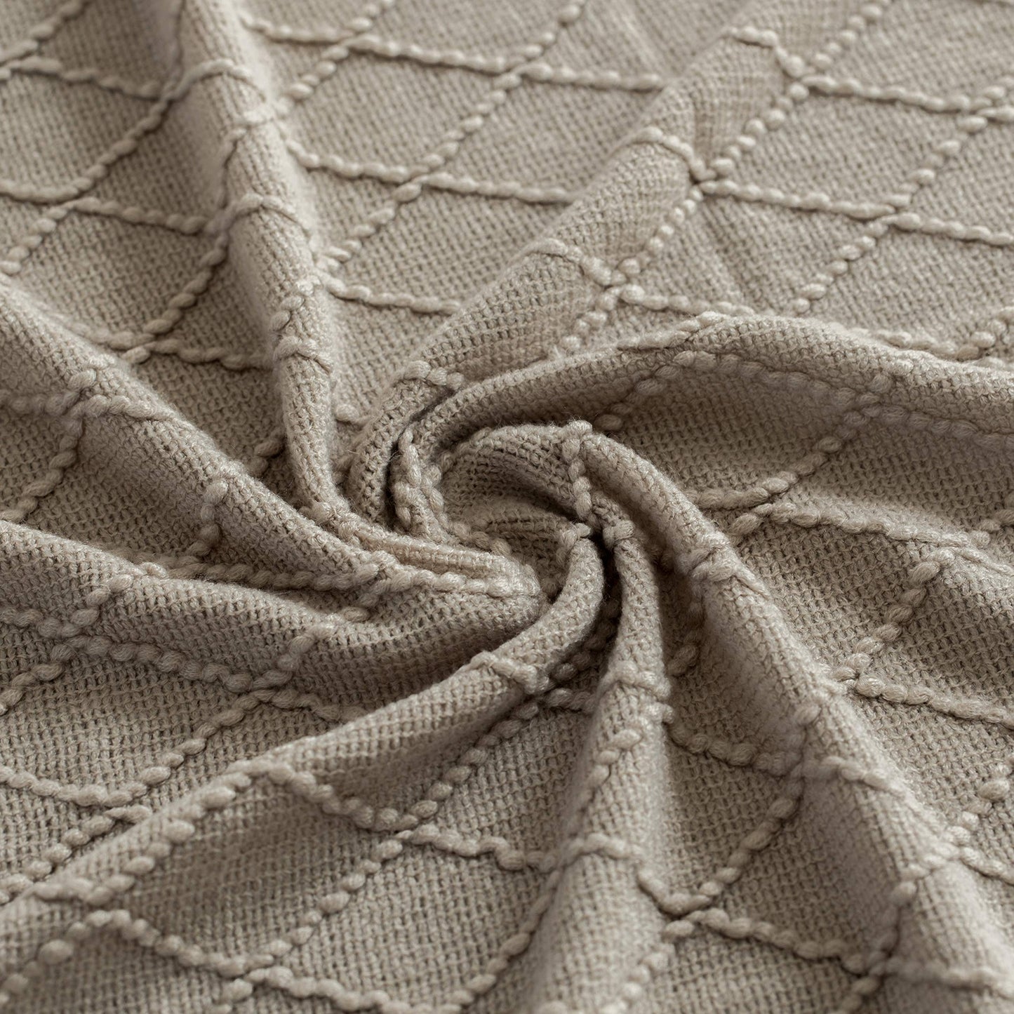 DEERLUX Knit Throw Blanket 50x60 in Diamond Pattern Design and Fringe Edges for a Cozy Touch to Your Living Space – Grey