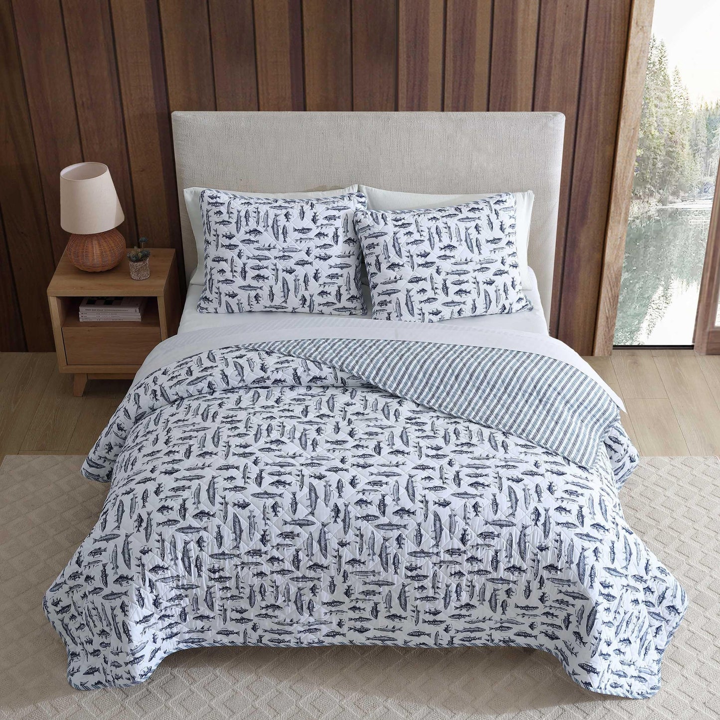 Eddie Bauer - Quilt Set, Super Soft Bedding with Matching Shams, Silky Smooth & Breathable, Classic Home Essentials (Wes Fish Blue, Full/Queen)