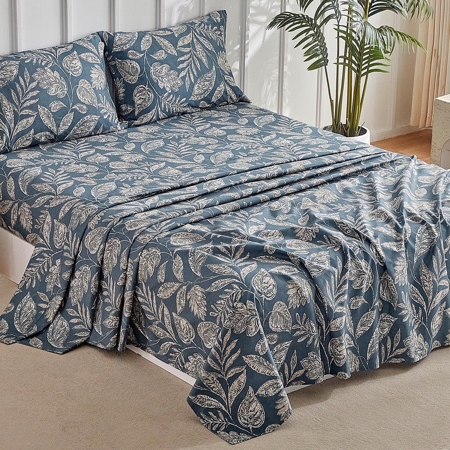 Tokokimo Paisley Sheets Set King Size, 16 inches Deep Pocket Fitted Sheet, Flat Sheet & Envelope Closure Pillowcases, Soft Breathable Microfiber Sheet Set 4-Piece, Blue Leaf Floral