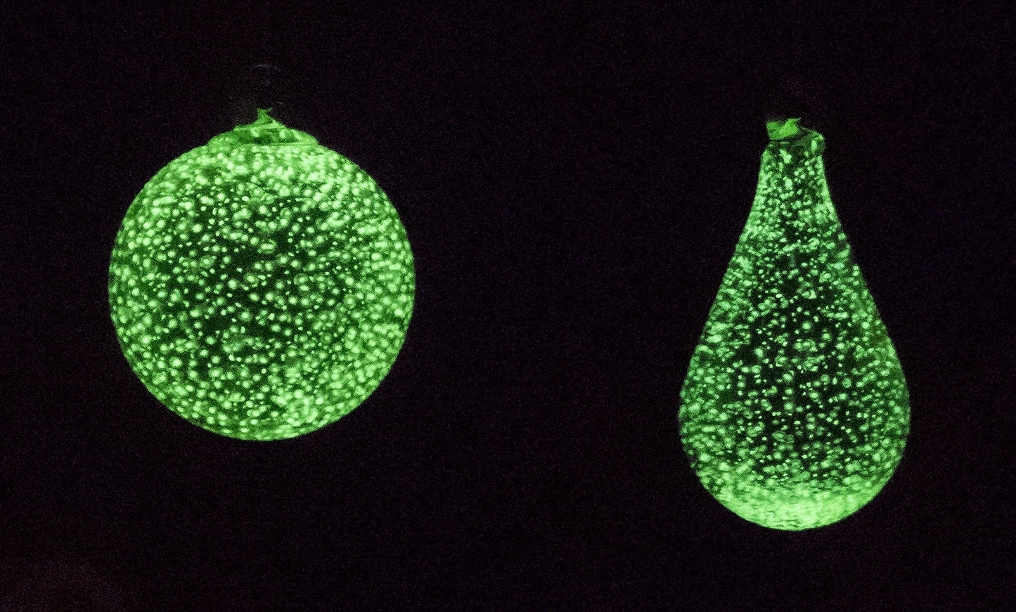 Artisan Crafts and Design Glow in The Dark Hand-Blown Round and Teardrop Glass Ornaments Indoor and Outdoor Garden Decor (Set of 2)