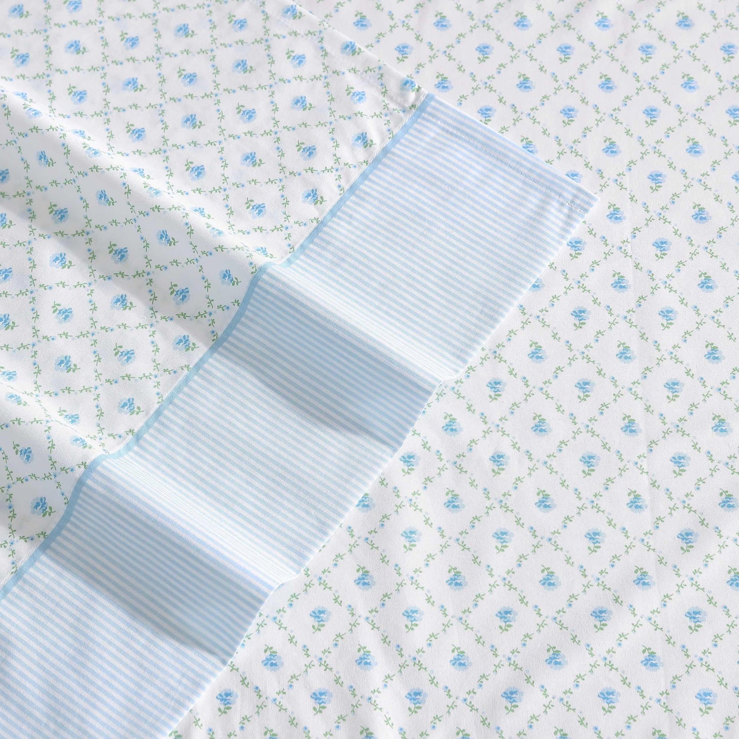 Laura Ashley - Sheet Set, Breathable Percale Cotton Bedding, 200 Thread Count, Deep Pocket, Chic Home Decor (Kate Blue, King)