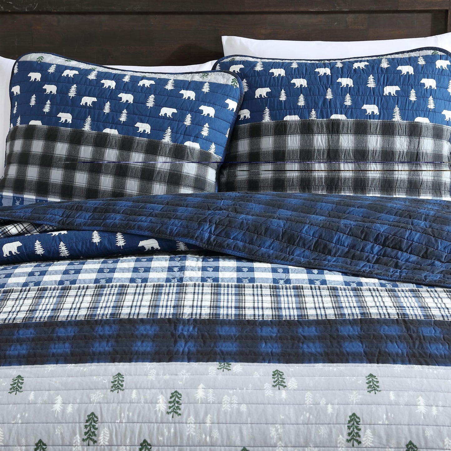 Eddie Bauer - Queen Quilt Set, Reversible Cotton Bedding with Matching Shams, Luxurious Bedding Set (Blue Creek Navy, Queen)