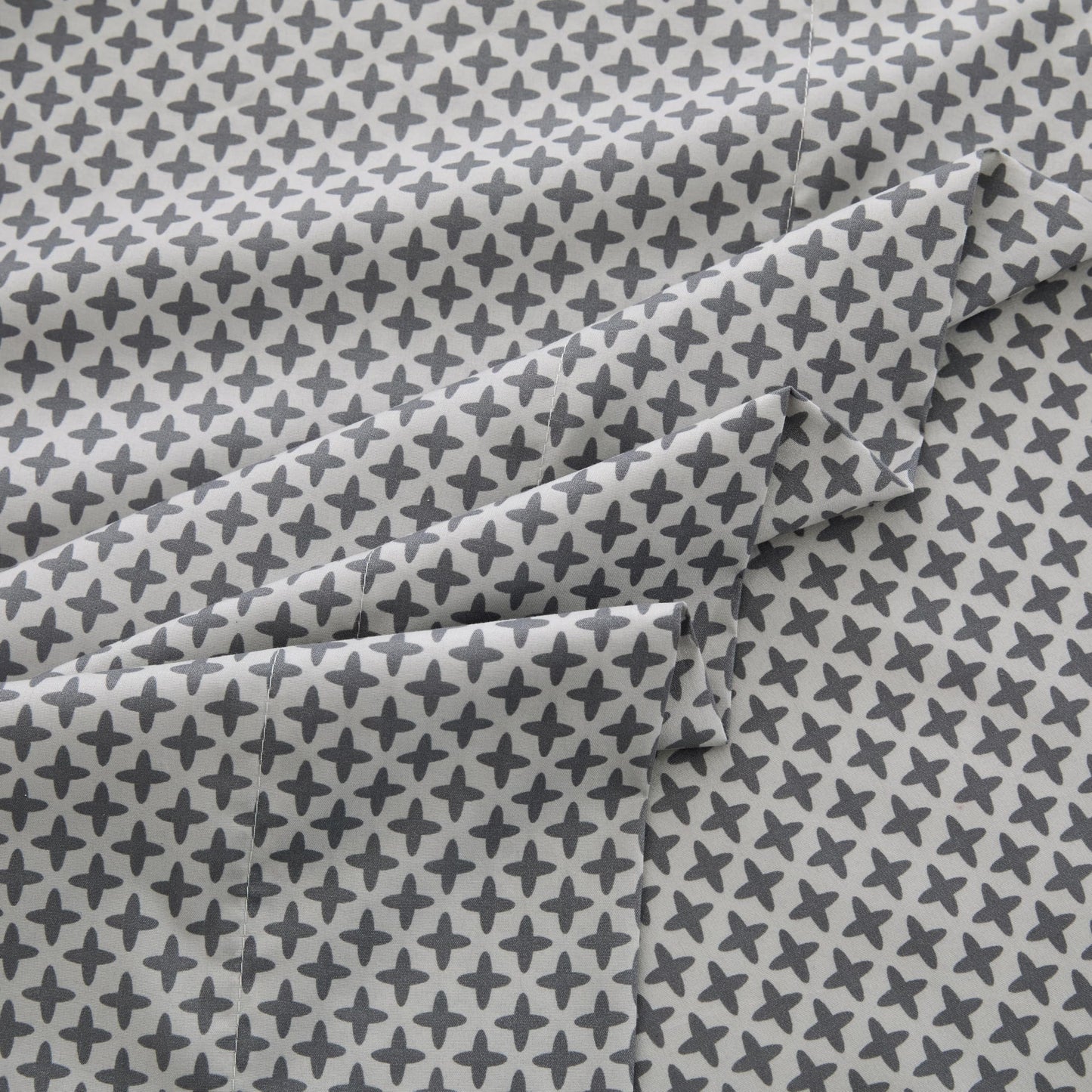 Spirit Linen home 6-Piece King Size Bed Sheet Set - Deep Pocket, Diamond Print Pattern, Soft and Breathable Bed Sheets, Microfiber Material, Includes 1 Fitted, 1 Flat, 4 Pillowcases - Grey Diamond