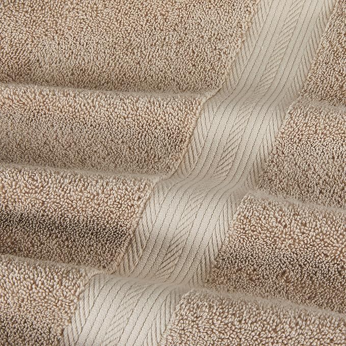 Amazon Basics Fade-Resistant 100% Cotton Bath Towel, Machine Washable