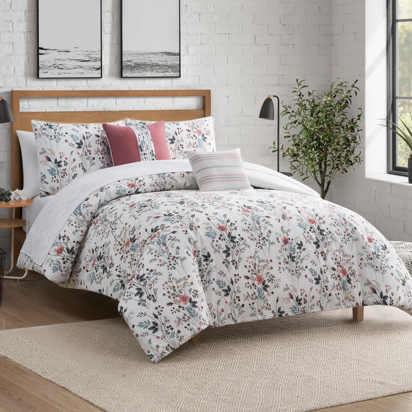 Lucky Brand Wildflower Beige Comforter Set with Pillows - Full/Queen Size - 5 Piece Luxurious Bedding Ensemble
