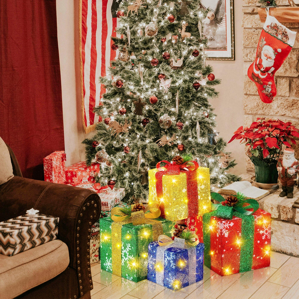 Set of 4 Christmas Lighted Gift Boxes with Plug, Pre-lit LED Light Up Present Boxes for Xmas Tree Porch Decor, Christmas Decorations Indoor Outdoor