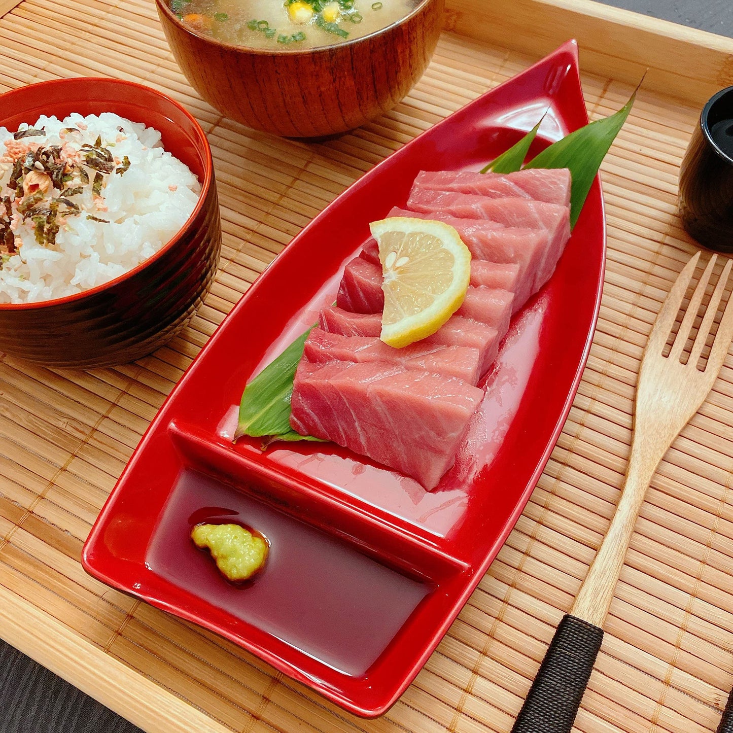 JapanBargain 2-Pack Sushi Boat Serving Plate with Divider, 10 Inch Japanese Sashimi Sushi Plate Dish, Chip and Dip Appetizer Tray for Soy Sauce Wasabi Ginger, Melamine Sushi Serving Dish