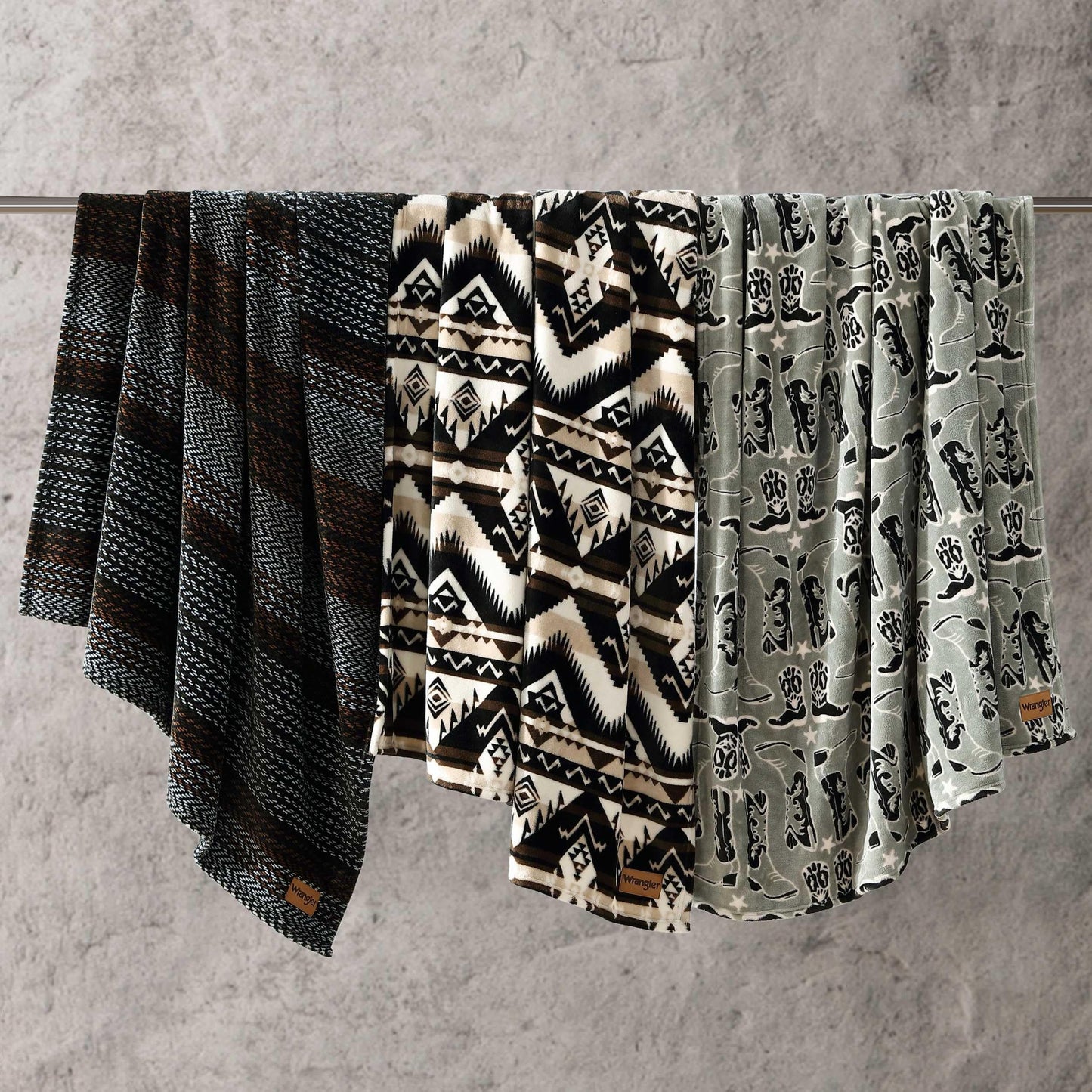 Wrangler - Blanket, Super Soft Plush Fleece Bedding, Yellowstone Inspired Throw Blanket for Couch or Bed (Knockin Boots Green, 50" x 60")