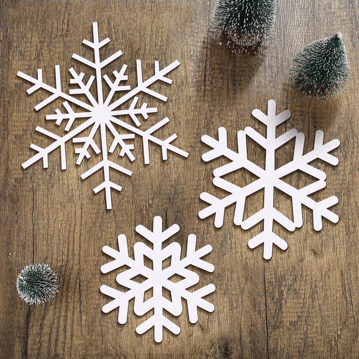 Jetec 3 Pcs Winter Snowflake Wall Decor Winter Wooden Snowflake Wall Table Sign Christmas Rustic Wonderland Hanging Plaques Decorations for Front Door Table Xmas Holiday Decor(White)
